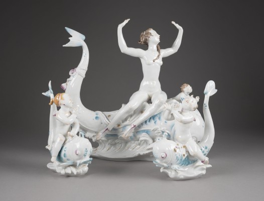 Picture NEREIDE UND ZWEI PUTTI, AUF DELPHINEN REITEND