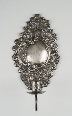 Auction 146<br>SET VON SECHS BAROCKEN WANDBLAKERN