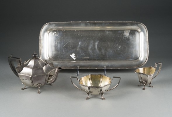 Auction 146<br>EDWARD VII.-TEE-KERNSTÜCK AUF TABLETT