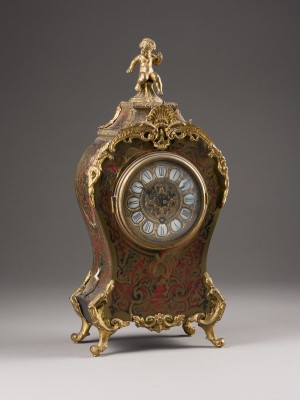 Auktion 146<br>BOULLE-TISCHUHR
