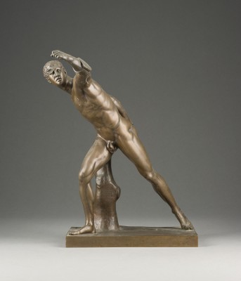 Auction 146<br>BORGHESISCHER FECHTER / GLADIATOR (NACH ANTIKEM ORIGINAL)