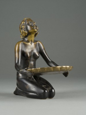 Auction 146<br>SONNENANBETERIN / VISITENKARTENSCHALE