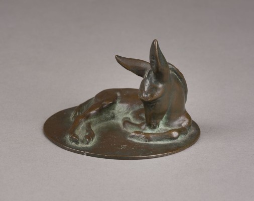 Auction 146<br>LIEGENDES ESELFOHLEN