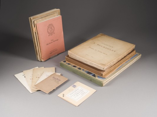 Auction 146<br>KONVOLUT AUS 16 SCHRIFTEN UND BÜCHERN