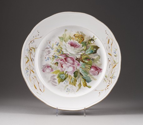Auktion 147<br>GROSSE PLATTE MIT DEN ROSEN
