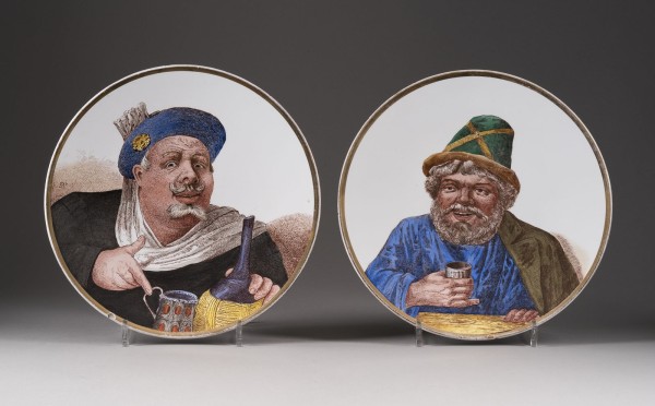 Auction 147<br>ZWEI TELLER MIT TRINKER