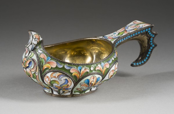 Auktion 147<br>GROSSER CLOISONNÉ-EMAIL-KOWSCH