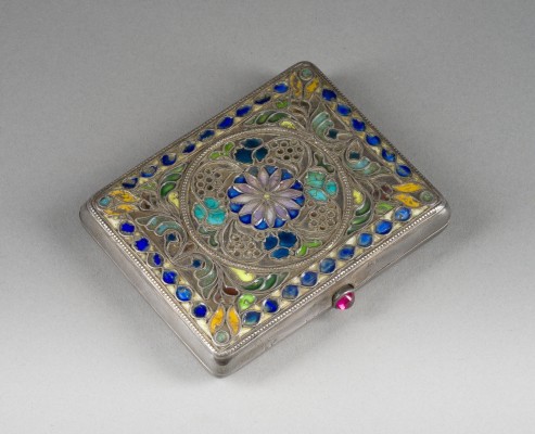 Auktion 147<br>CLOISONNÉ-EMAIL-ZIGARETTENETUI