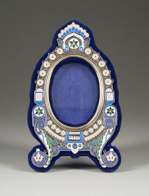 Auction 147<br>CLOISONNÉ-EMAIL-FOTORAHMEN