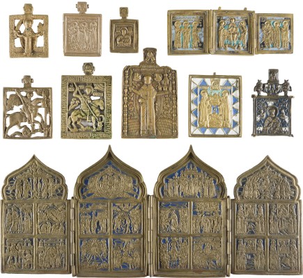 Bild SAMMLUNG VON ZEHN BRONZE-IKONEN: DEESIS, AUSGEWÄHLTE HEILIGE SOWIE EIN TETRAPTYCHON MIT FESTTAGEN