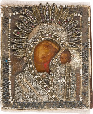 Auktion 147<br>IKONE MIT DER GOTTESMUTTER VON KASAN (KASANSKAJA) MIT PERL-OKLAD