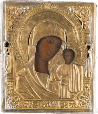 Auction 147<br>IKONE MIT DER GOTTESMUTTER VON KASAN (KASANSKAJA) MIT OKLAD