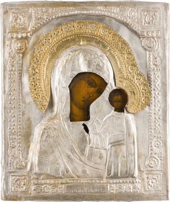 Auktion 147<br>IKONE MIT DER GOTTESMUTTER VON KASAN (KASANSKAJA) MIT OKLAD