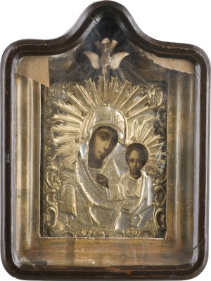 Auktion 147<br>KLEINE IKONE MIT DER GOTTESMUTTER VON KASAN (KASANSKAJA) MIT OKLAD IM KIOT