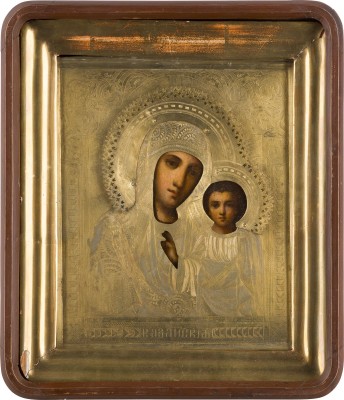 Auktion 147<br>IKONE MIT DER GOTTESMUTTER VON KASAN (KASANSKAJA) MIT OKLAD IM KIOT