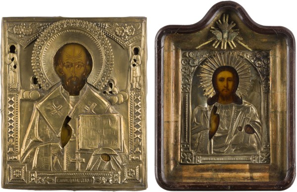 Auktion 147<br>ZWEI IKONEN MIT OKLAD: CHRISTUS PANTOKRATOR IM KIOT UND HEILIGER NIKOLAUS VON MYRA
