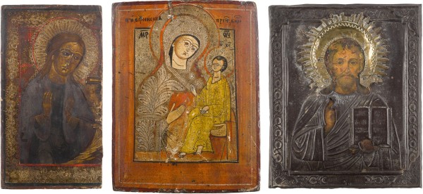 Auktion 147<br>DREI IKONEN MIT GNADENBILDERN DER GOTTESMUTTER UND CHRISTUS PANTOKRATOR MIT OKLAD