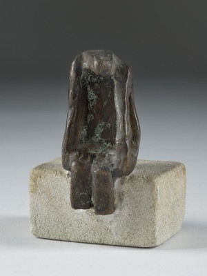 Bild KLEINE SITZENDE FIGUR