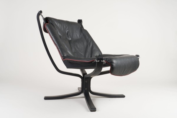 Auktion 149<br>LOUNGE LEDER SESSEL 'FALCON'