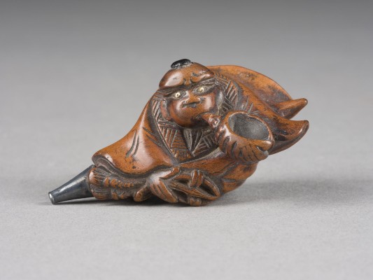 Picture EIN NETSUKE VON BENKEI AUS HOLZ