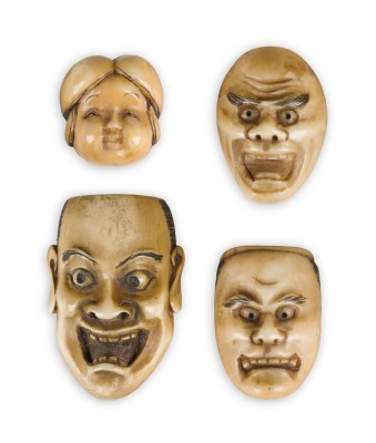 Bild VIER NETSUKE VON MASKEN AUS STOSSZAHN