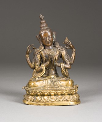 Auktion 148<br>EINE VERGOLDETE FIGUR VON SHADAKSHARI LOKESHVARA AUS BRONZE