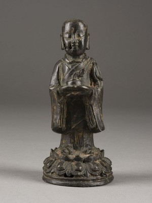 Auktion 148<br>EINE FIGUR VON LUOHAN ANANDA AUS BRONZE