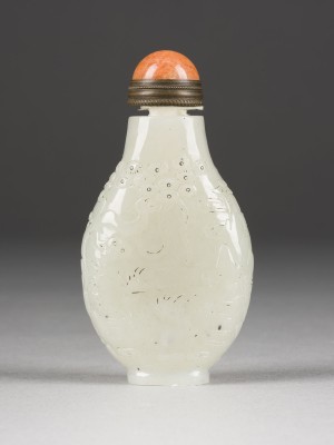 Picture EIN SNUFFBOTTLE AUS WEISSER JADE