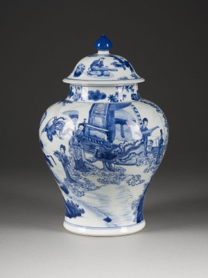Auction 148<br>EIN BLAU-WEISSER TOPF MIT DECKEL MIT DER DARSTELLUNG VON 'CHAN GONG ZHE GUI'