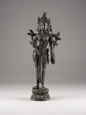 Picture EINE GROSSE BRONZEFIGUR EINES BODHISATTVA