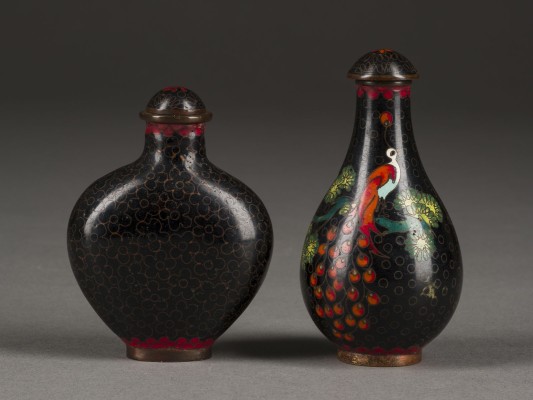 Bild ZWEI CLOISONNÉ-EMAILLE-SNUFFBOTTLE