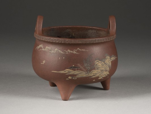 Auction 148<br>EIN YIXING ZISHA DREIBEIN-WEIHRAUCHBRENNER
