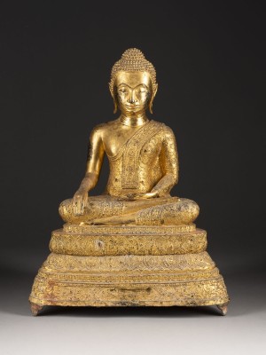 Auktion 148<br>EIN GROSSER SITZENDER BUDDHA AUS VERGOLDETER BRONZE
