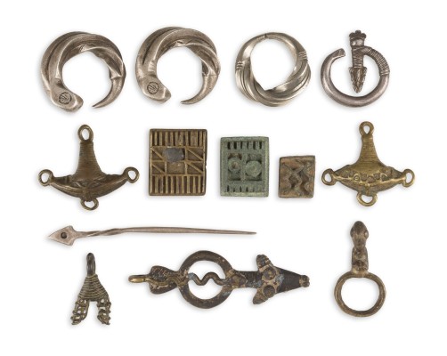 Picture ZEHNTEILIGE SAMMLUNG VON SCHMUCKSTÜCKEN DER TUAREG UND GOLDGEWICHTEN