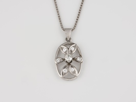 Picture BRILLANT COLLIER