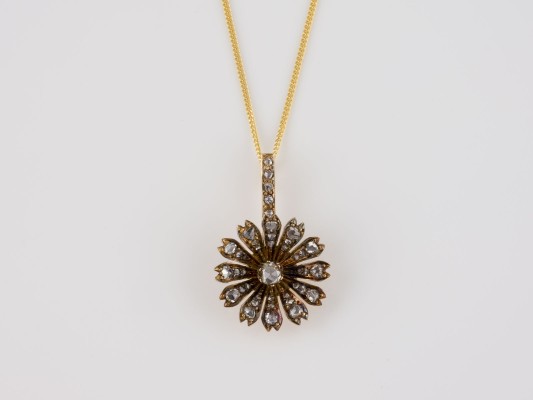 Picture ANTIKES BLUMEN COLLIER