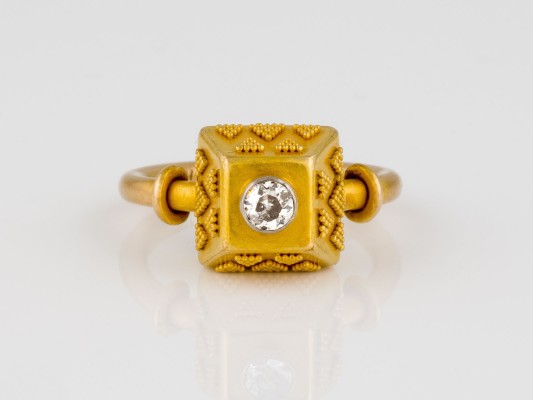 Picture PLASTISCHER DIAMANT RING