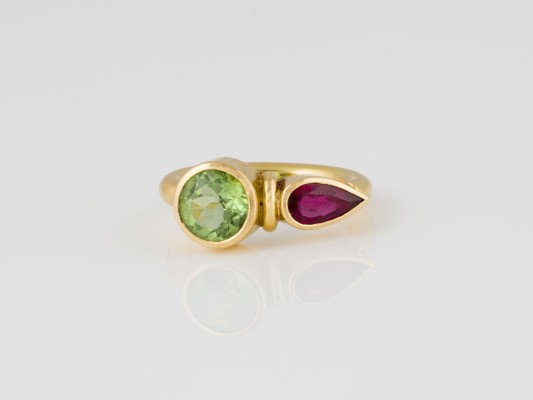 Picture EDELSTEIN RING