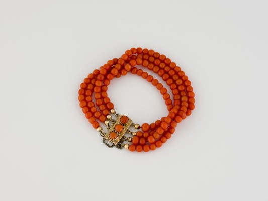 Picture ANTIKES KORALLEN ARMBAND