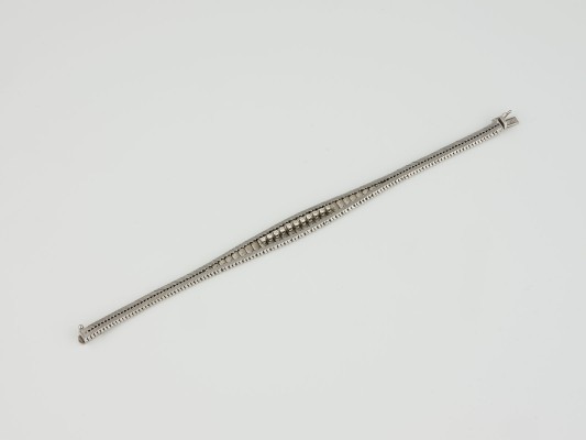Auction 150<br>BRILLANT ARMBAND