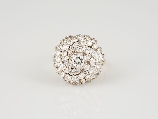 Auction 150<br>PRÄCHTIGER BRILLANT COCKTAIL RING