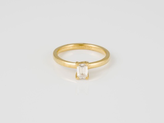 Bild DIAMANT RING IM SMARAGDSCHLIFF