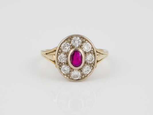 Bild RUBIN ENTOURAGE RING
