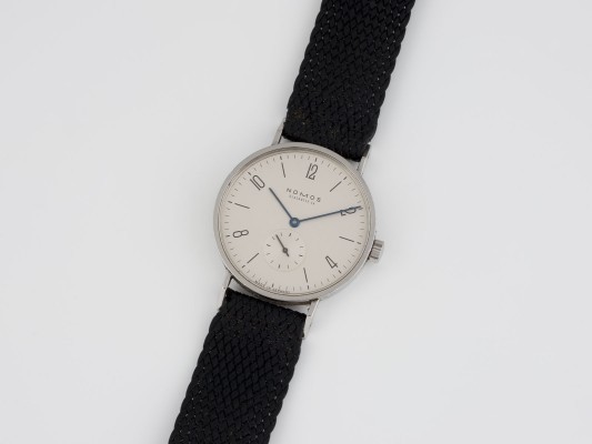 Bild LIMITIERTE ARMBANDUHR 'NOMOS TANGENTE JUBILÄUMSUHR 125 JAHRE WEMPE'