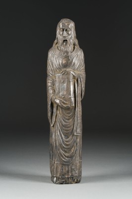 Auktion 150<br>VOLLRUND GEARBEITETE SELTENE UND GETRIEBENE SILBERFIGUR EINES APOSTELS IN DER ART DES RHEIN-MAAS-GEBIETS ODER BURGUND-GEBIETS, UM 1200-1300
