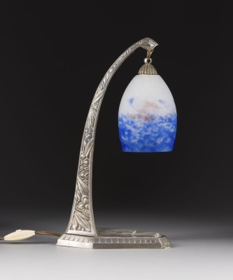 Auction 150<br>ART-DÉCO TISCHLEUCHTE 'RÉTHONDES'