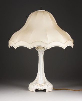 Picture JUGENDSTIL-LAMPE MIT EMAILMALEREI