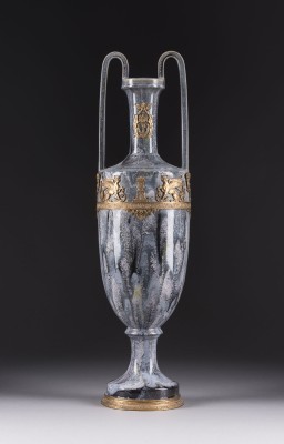 Auction 150<br>AMPHORENVASE IM EMPIRE-STIL