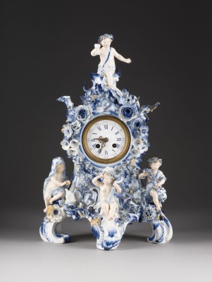 Auction 150<br>PENDULE 'VIER JAHRESZEITEN'