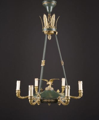 Auktion 150<br>DECKENLAMPE IM KLASSIZISTISCHEN STIL
